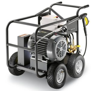 High pressure cleaning vehicle